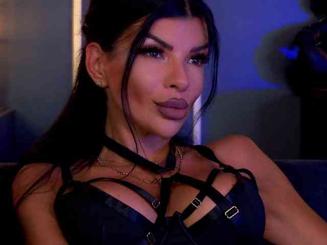 EleniaDevons webcam