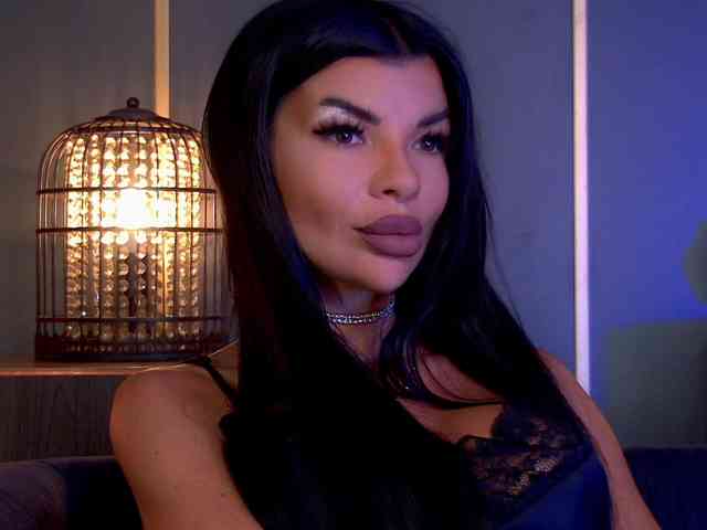 EleniaDevons webcam