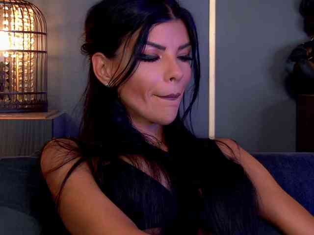 EleniaDevons webcam