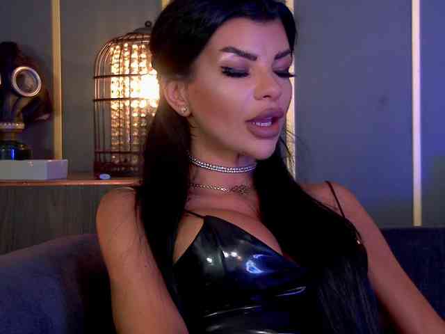 EleniaDevons webcam