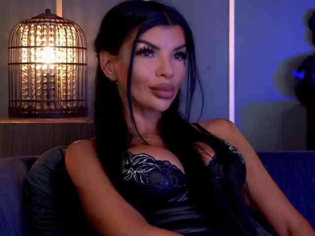 EleniaDevons webcam