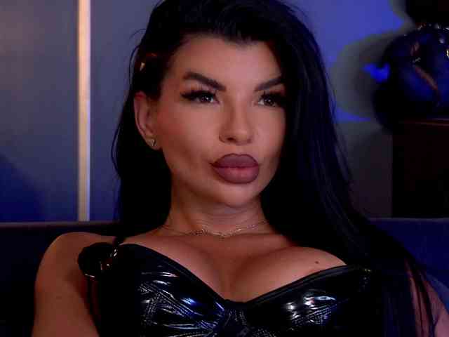 EleniaDevons webcam