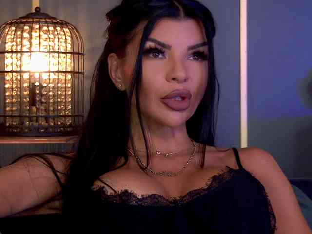 EleniaDevons webcam