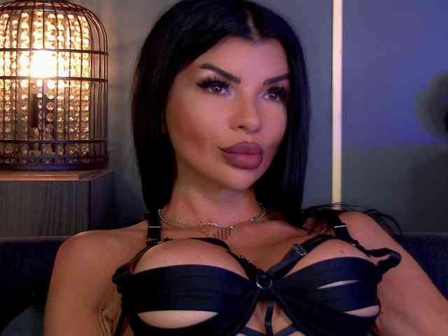 EleniaDevons webcam