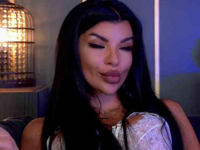 EleniaDevons webcam