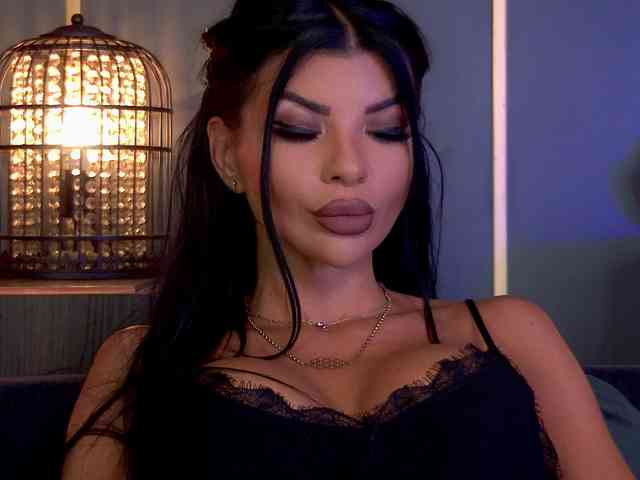EleniaDevons webcam