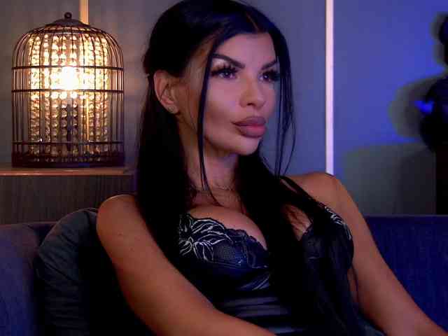 EleniaDevons webcam