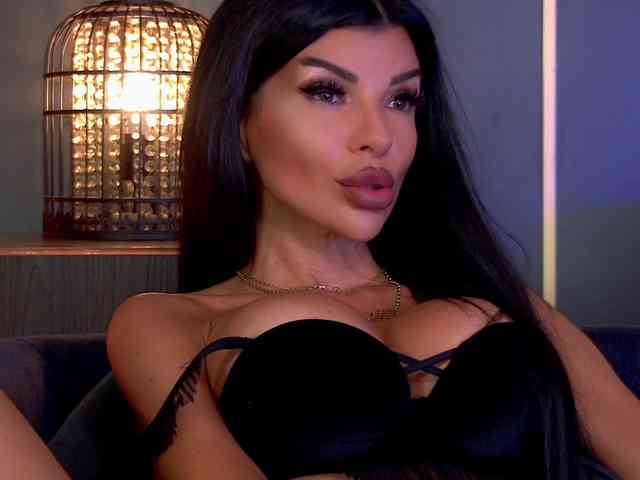 EleniaDevons webcam