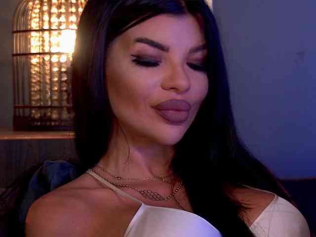 EleniaDevons webcam