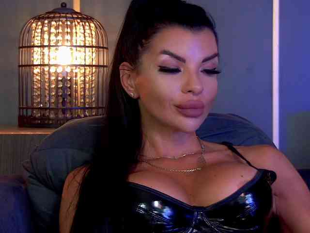 EleniaDevons webcam