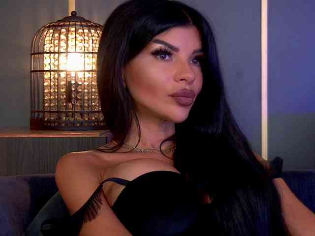 EleniaDevons webcam