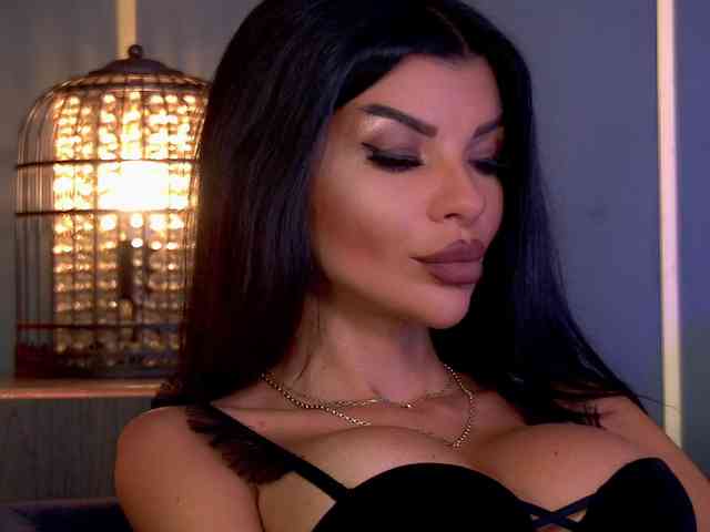 EleniaDevons webcam