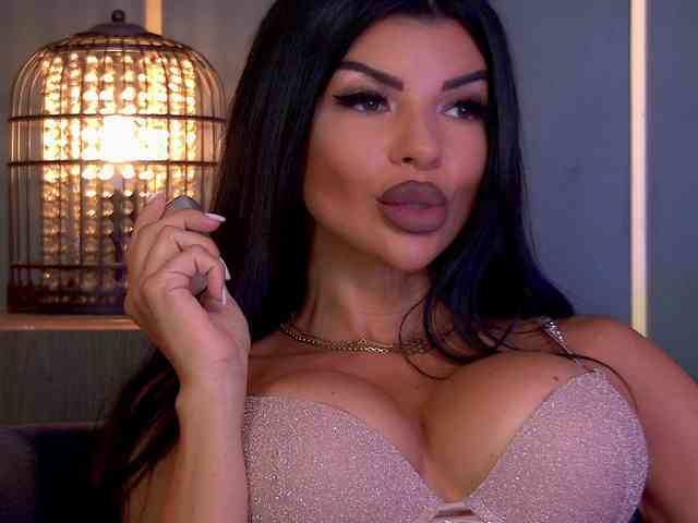 EleniaDevons webcam