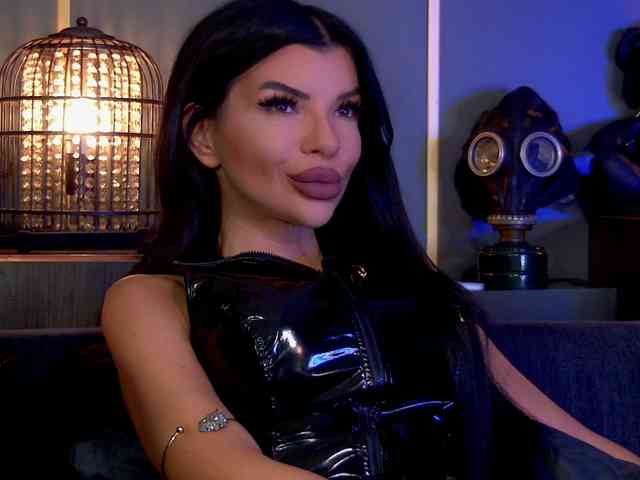 EleniaDevons