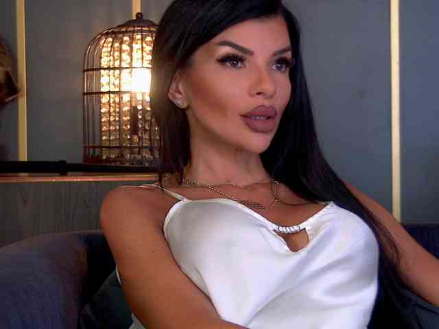 EleniaDevons webcam
