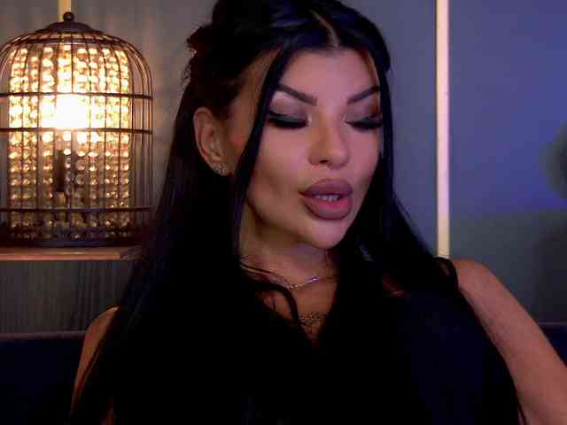 EleniaDevons webcam