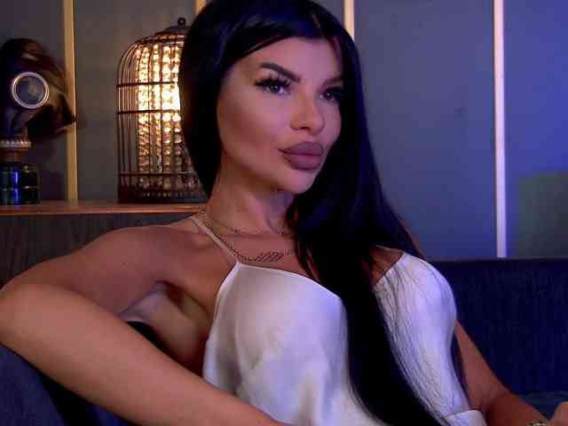EleniaDevons webcam