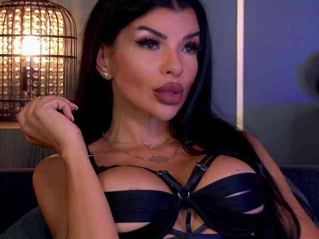 EleniaDevons webcam