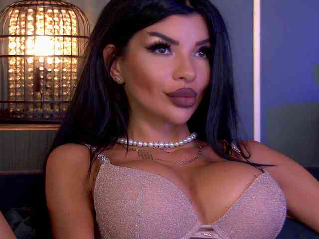 EleniaDevons webcam