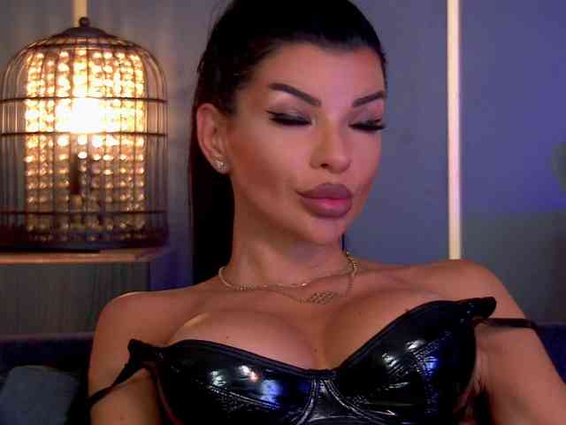 EleniaDevons webcam