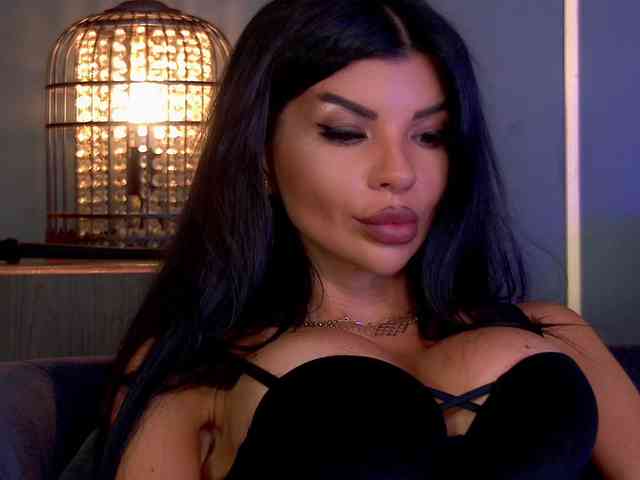 EleniaDevons webcam