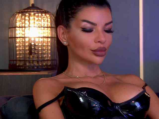 EleniaDevons webcam