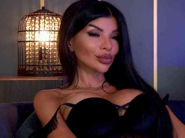 EleniaDevons webcam