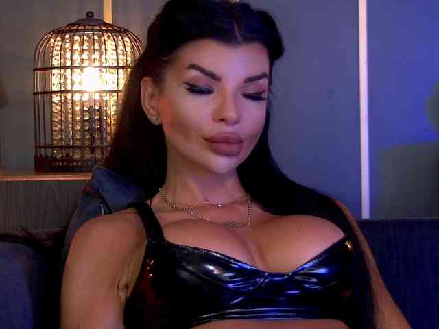 EleniaDevons webcam