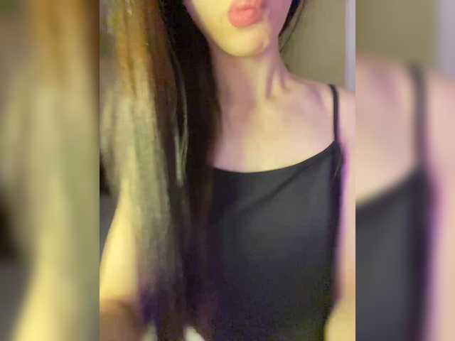 XyLiGANOCHKAA live cam