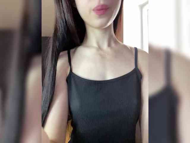 Lili_Pink webcam