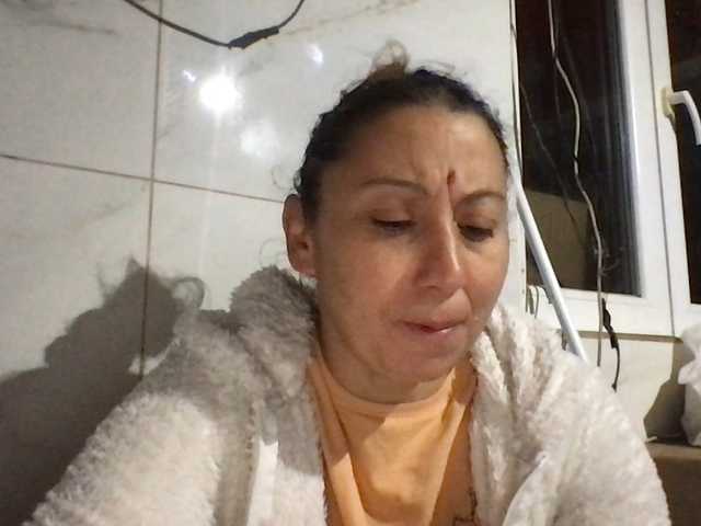 FunyandCrazyU webcam bongacams model stream image