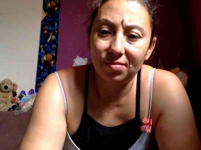 LovellyMary webcam