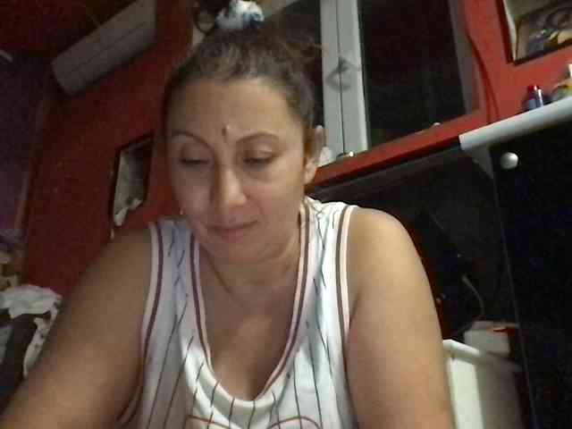 sexmari39 Live Webcam on BongaCams