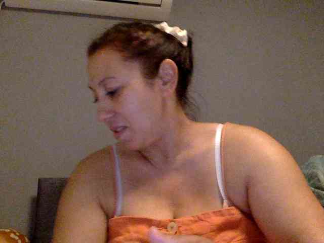 LovellyMary webcam