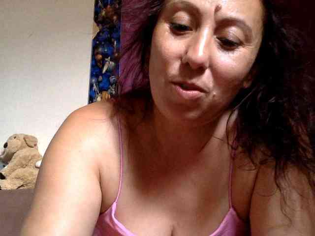 LovellyMary webcam
