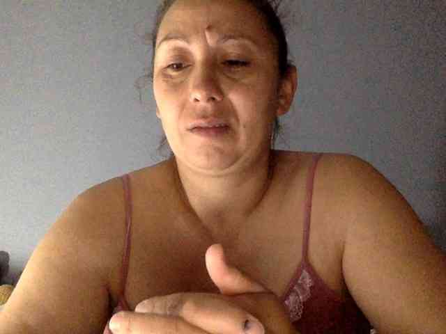 LovellyMary webcam
