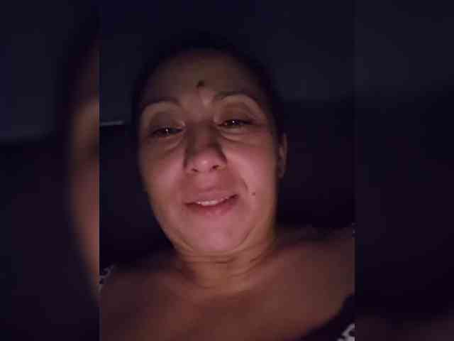 LovellyMary webcam