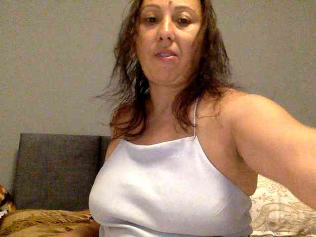 LovellyMary webcam