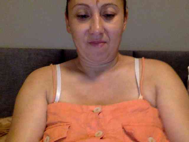 LovellyMary webcam