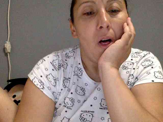 LovellyMary webcam