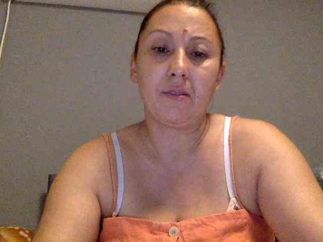 LovellyMary webcam