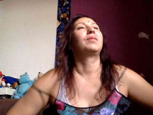 LovellyMary webcam