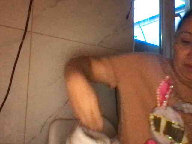 FunyandCrazyU webcam