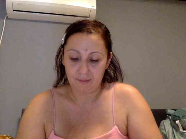 LovellyMary webcam