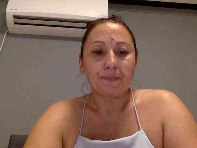 LovellyMary webcam