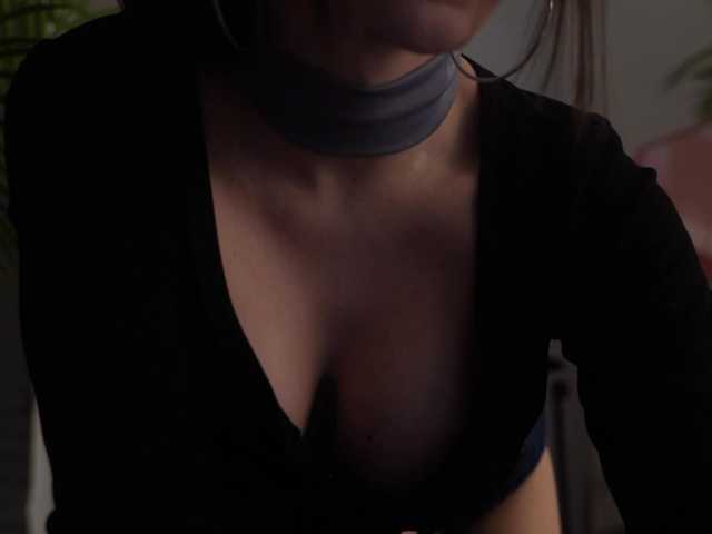 SpaceAna's BongaCams show and profile