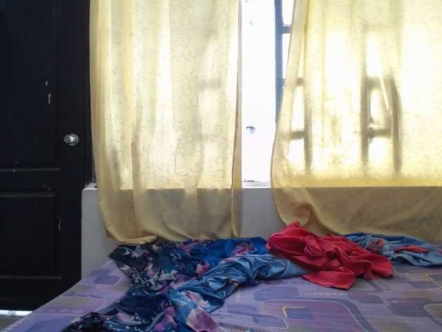 allisonbaby's BongaCams show and profile