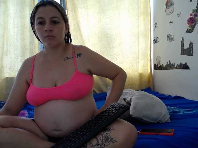 allisonbaby's BongaCams show and profile