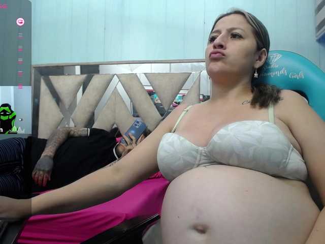 allisonbaby's BongaCams show and profile