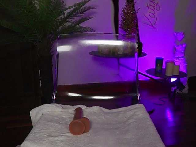 katyerave's BongaCams show and profile